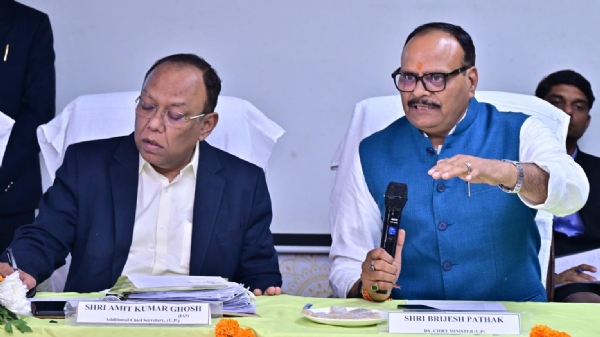 गुणवत्तापरख स्वास्थ्य सुविधाएं उपलब्ध कराना हमारी सर्वोच्च प्राथमिकता : बृजेशपाठक