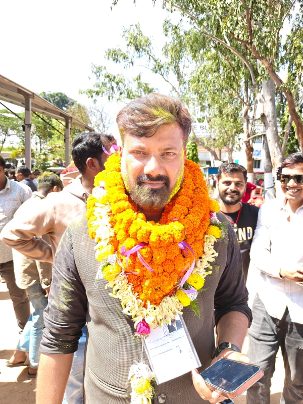 विजयी प्रत्याशी राहुल साहू