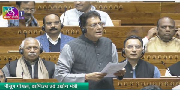 विपक्षस्य कोलाहलस्य मध्ये पीयूष–गोयलेन लोकसभायां भारत–अमेरिका–व्यापार–सन्धे: विषये वक्तव्यं दत्तम्