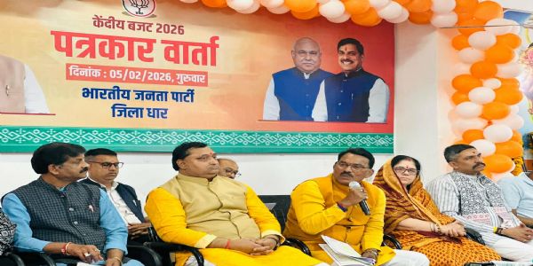 केंद्रीये आर्थिके सर्वेक्षणे निर्धनं, युवा, नारी शक्तिः अन्नदाता इत्येभिः प्रत्येकं वर्गस्य कल्याणस्य प्रावधानमस्ति : मंत्री सिलावटः