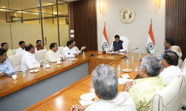 मुख्यमंत्री से मिले बस ऑनर्स एसोसिएशन के पदाधिकारी