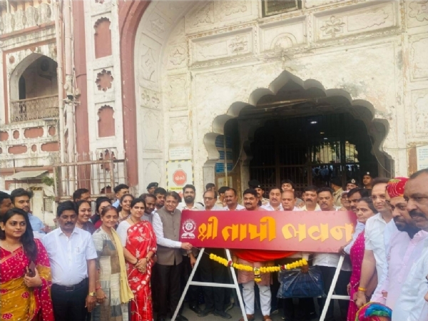 ‘मुगलीसराय’ अब हुआ ‘तापी भवन’