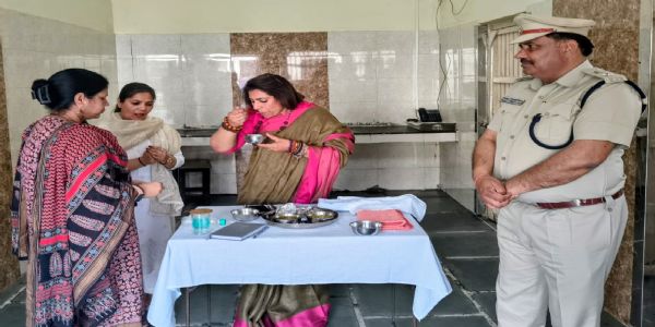 हरियाणा महिला आयोगस्य अध्यक्षः पानीपतकारागारस्य अकरोत् निरीक्षणम्