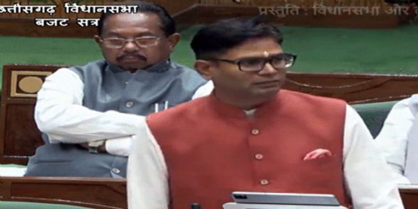 छत्तीसगढ़–विधानसभायां वित्तमन्त्रिणः ओपी–चौधरी–अधीन–विभागानां कृते ११ सहस्र ४७० कोटि–रूप्यकाधिकस्य अनुदान–याचनाः पारिताः