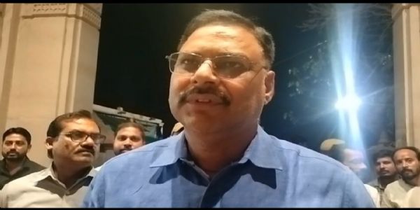 चैत्र नवरात्र मेला सज्जा : जिल्ला विंध्य कॉरिडोर व गंगाघाटस्य कृतवान् रात्रौ निरीक्षणम्