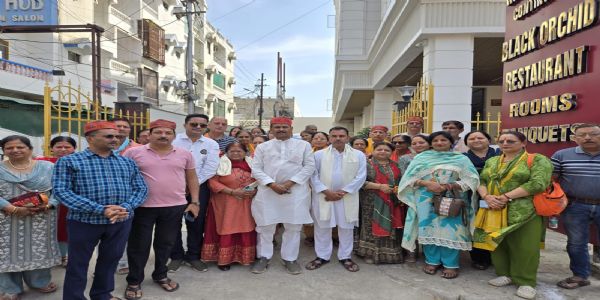 प्रयागराजशताब्दीभ्यः देश-विदेशयोश्श्रद्धालूनाम् आस्थायाः करोति प्रमुखकेंद्रम् : गणेश केसरवानी