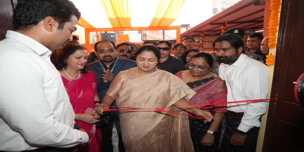 मुख्यमंत्री सहीपुरग्रामे आयुष्मान आरोग्य मंदिरस्य अकरोत् उद्घाटनम्