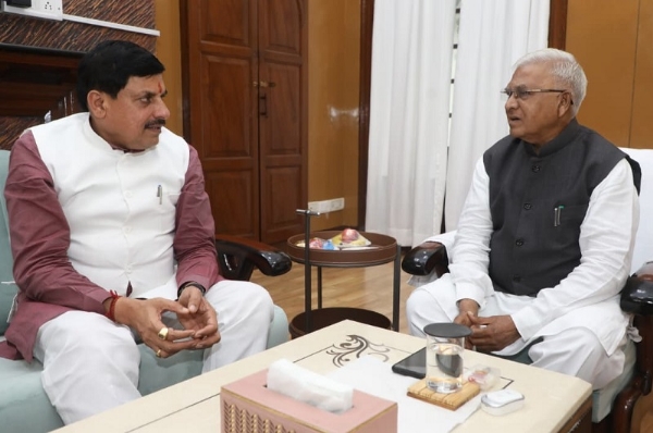 राज्यपाल मंगुभाई पटेल और मुख्यमंत्री डॉ. मोहन यादव (फाइल फोटो)