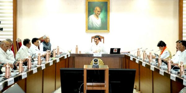 मध्यप्रदेश–मन्त्रिपरिषद् लोकनिर्माणविभागस्य विकासकार्याणां कृते ४,५२५ कोटि-रूप्यकाणां स्वीकृतिं दत्तवती