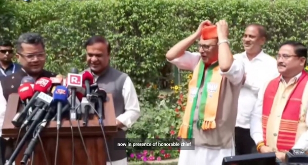 नई दिल्ली में भाजपा की सदस्यता ग्रहण करते कांग्रेस नेता एवं नगांव से सांसद प्रद्युत बोरदोलोई