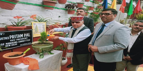 शिक्षा केवलं साक्षरता–पर्यन्तं सीमिता न भवेत्, अस्याम् नैतिक–मूल्यानां समावेशः आवश्यकः — न्यायमूर्ति: प्रीतम–पालः