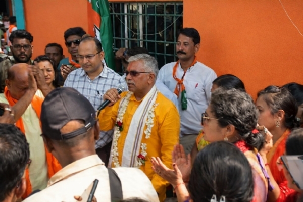 दिलीप घोष की चुनावी यात्रा