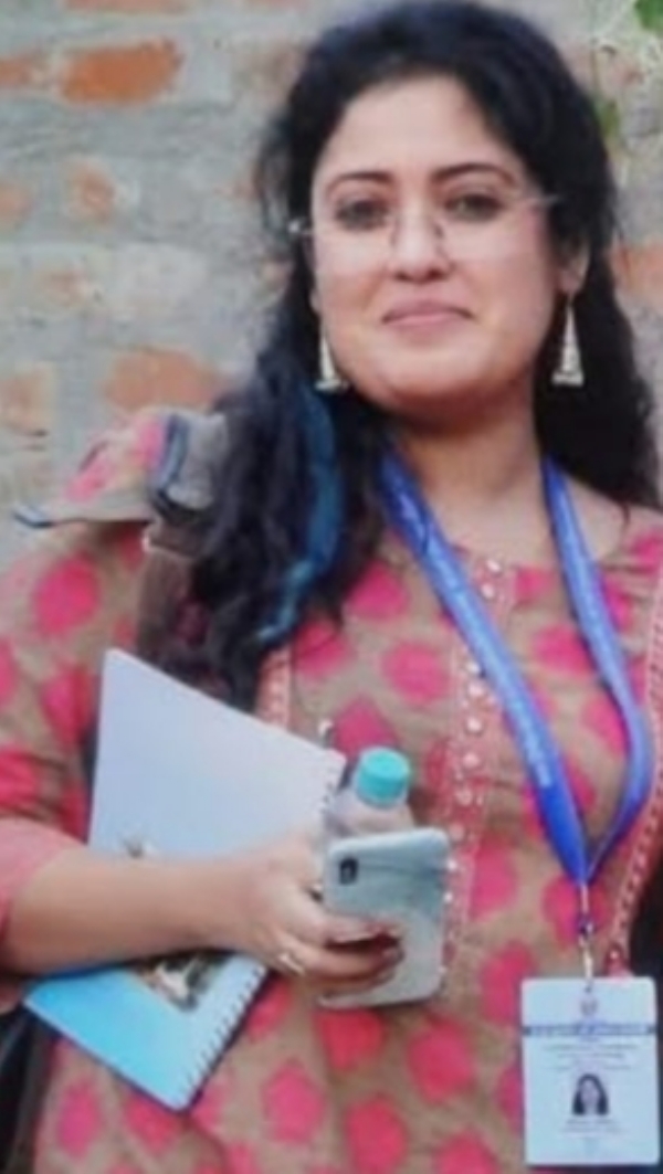 एडीएम अंशिका दीक्षित