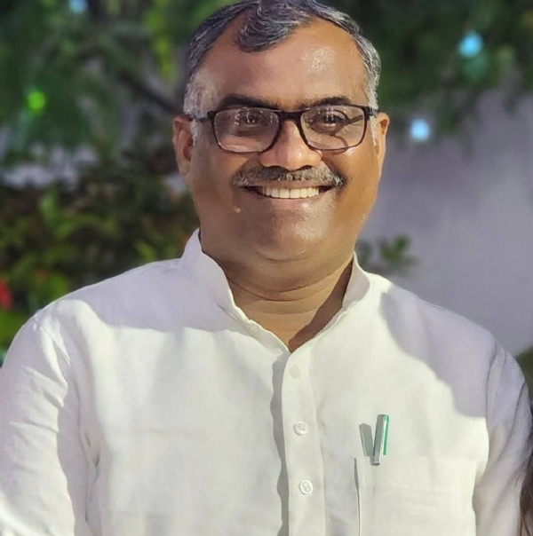 राज्य मंत्री गिरीश चंद यादव