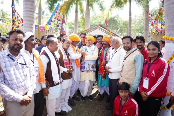 मुख्यमंत्री डॉ. मोहन यादव ने बड़वानी जिले के नागलवाड़ी में प्रबुद्धजनों से किया आत्मीय संवाद