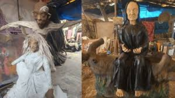 राजधानी रायपुर के कालीबाड़ी चौक पर फिल्म ‘मुंज्या’ की थीम पर आधारित होलिका की मूर्ति