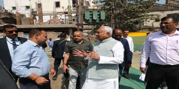 मुख्यमंत्री सैदपुरबाकरगंजयोर्भूमिगता नलिका, मार्गनिर्माण कार्यस्य अकरोत् निरीक्षणम्