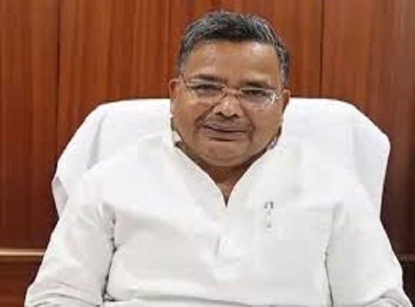 पर्यटन एवं संस्कृति मंत्री जयवीर सिंह