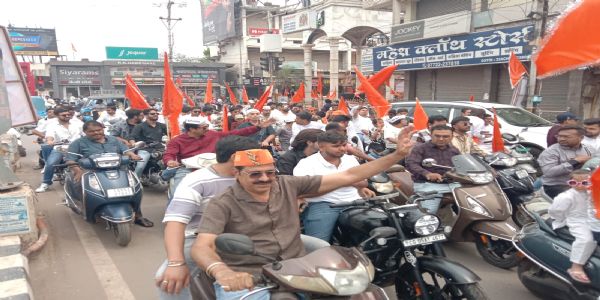 झूलेलाल जन्मोत्सवे सिंधी समाजे उत्साहः उत्साहः, निर्गता भव्ययानानां यात्रा