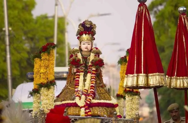 जनानी ड्योढ़ी से शनिवार को निकलेगी गणगौर माता की शाही सवारी जनानी ड्योढ़ी से शनिवार को निकलेगी गणगौर माता की शाही सवारी