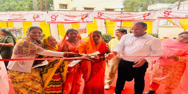 सर्वकारस्य नववर्षाणि पूर्णाणि जातानीति उद्दिश्य महिला स्वावलंबन कार्यक्रमे महिलाभ्यः आर्थिक सहायता