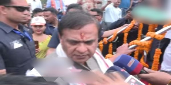 ‘चुमा बाबा’ इत्यस्मै मतदानं कृत्वा कश्चन लाभः न भविष्यति : मुख्यमन्त्री