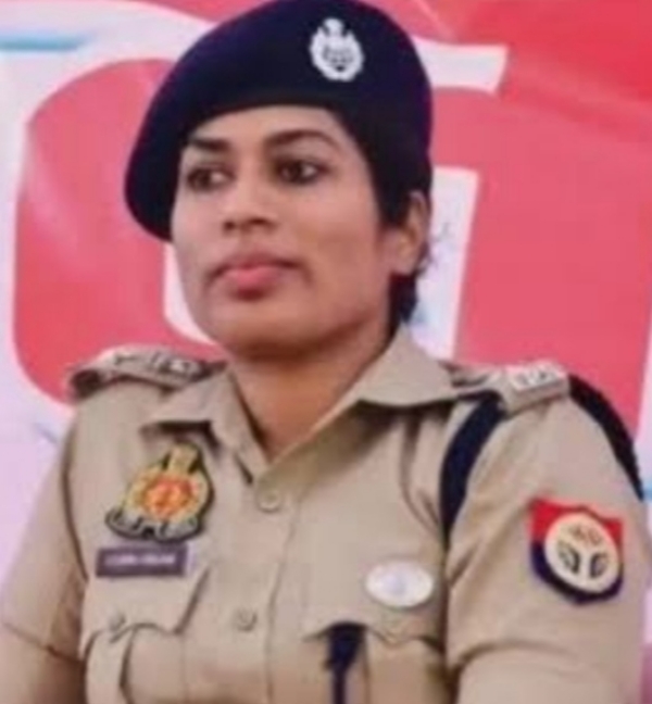 पुलिस  अधीक्षक चारु निगम