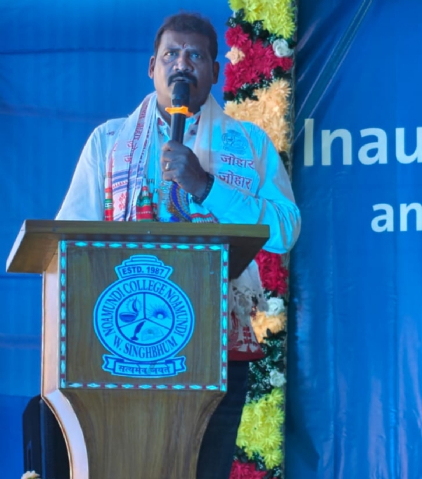 शैक्षणिक भवन का उद्घाटन करते  विधायक सह सत्तारूढ़ दल के उप मुख्य सचेतक सोनाराम सिंकु