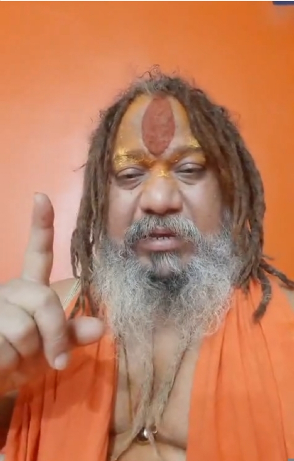 अयोध्या स्थित तपस्वी छावनी के पीठाधीश्वर जगद्गुरु परमहंस आचार्य।