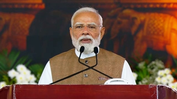 प्रधानमंत्री नरेन्द्र मोदी मंगलवार को गांधीनगर में कार्यक्रम को संबोधित करते हुए