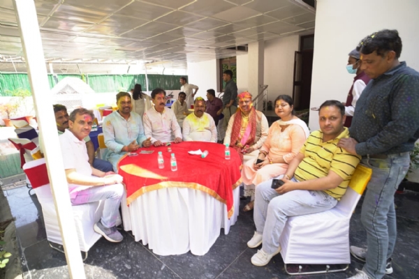 दिल्ली विधानसभा के अध्यक्ष विजेन्द्र गुप्ता