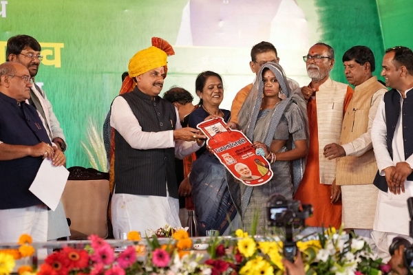 शमशाबाद में कृषक हितग्राही सम्मेलन