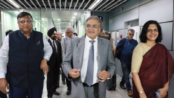 कोलकाता पहुंचे ज्ञानेश कुमार कोलकाता पहुंचे ज्ञानेश कुमार