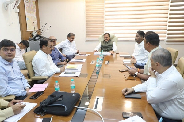 उप मुख्यमंत्री शुक्ल ने की मेडिकल कॉलेजों में प्रस्तावित सुदृढ़ीकरण एवं उन्नयन कार्यों की वृहद समीक्षा