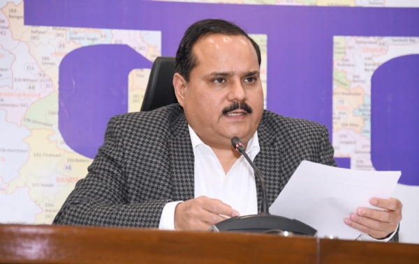 उत्तर प्रदेश के मुख्य निर्वाचन अधिकारी श्री नवदीप रिणवा ने मतदाता सूची के विशेष प्रगाढ़ पुनरीक्षण (SIR)-2026 अभियान के अंतर्गत शुक्रवार को  लोकभवन स्थित मीडिया सेंटर में प्रेसवार्ता की ।