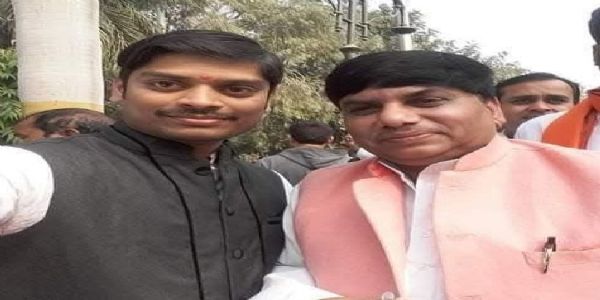 भाजपा वाराणसी महानगर अध्यक्षाय प्रदीपाय जन्मदिनस्य अमिलत् शुभकामनाः