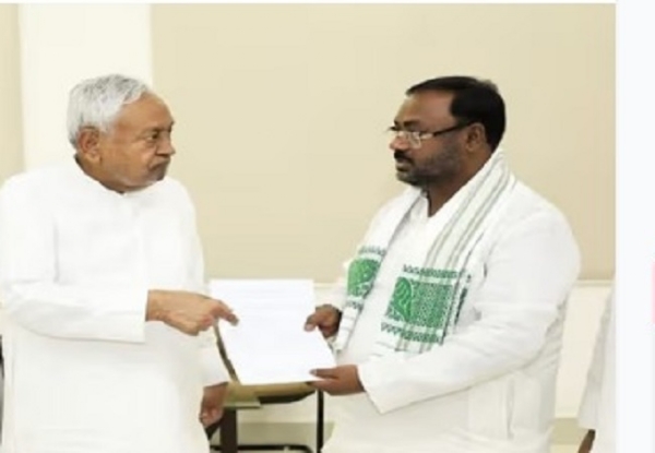 सीएम के साथ कनहैया