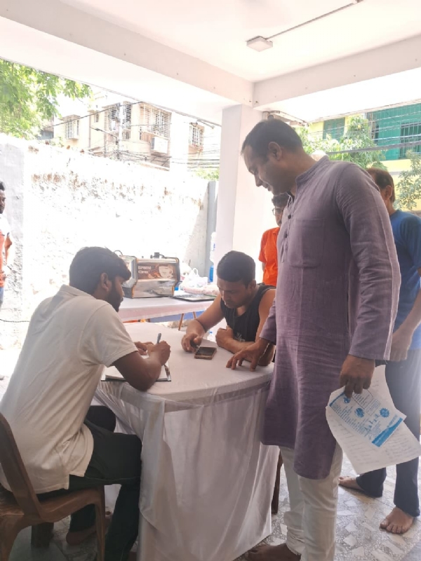 पूर्वांचल जनकल्याण समिति द्वारा रक्तदान शिविर