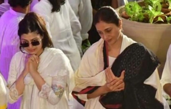 आशा भोसले