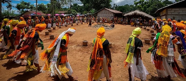 कार्बी आंगलोंग जिले में तिवा उत्सव के दौरान आदिवासी लोग (सांकेतिक)