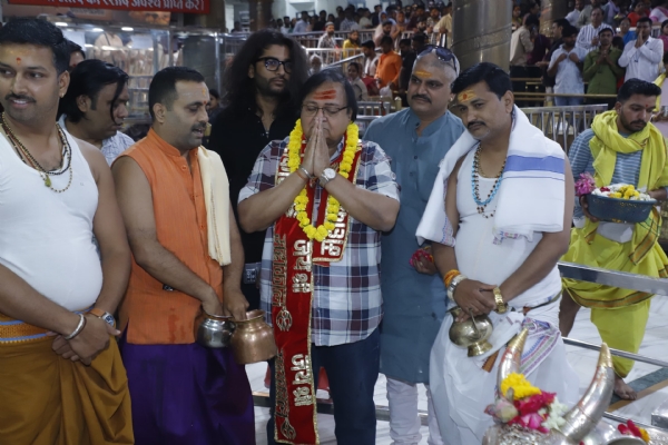 Rakesh Bedi visited Mahakal