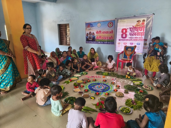 आंगनबाड़ी केंद्रों में बाल मैत्री कार्यक्रम का हुआ आयोजन