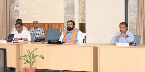 मुख्यमन्त्री २६ अप्रैलमासे स्वगृहनगर-जनपदं मुंगेरं भ्रमणं करिष्यति