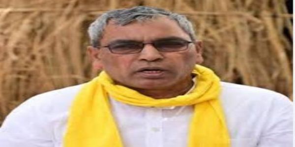 सपायाः राज्ये ग्रामे प्राप्ता केवलं पांच घंटात्मिका विद्युत् : ओमप्रकाश राजभरः