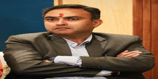 मुख्यमन्त्रिणः पराजय-भीत्या पंचायत-निर्वाचनं न स्पर्धितुं निर्णयः कृतः इति विश्व-चक्षुः उक्तवान्