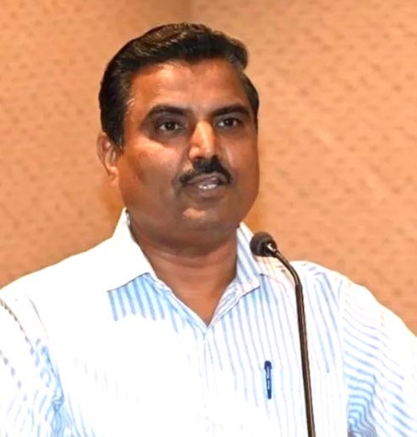 प्रो मुकुल शरद सुतावने