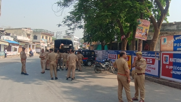 होमगार्ड भर्ती परीक्षा को लेकर जिला प्रशासन अलर्ट केंद्रों पर तैनात पुलिस बल