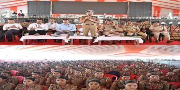 वाराणसी-नगर्यां प्रधानमन्त्रिणो नरेन्द्रमोदी-वर्यस्य सुरक्षायाः भव्य-पूर्वाभ्यासः कृतः, तथा मार्गः “नो-फ्लाई-क्षेत्रम्” इति घोषितः