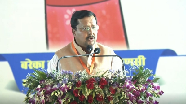 ‘जनआक्रोश महिला सम्मेलन’ को संबोधित करते भाजपा अध्यक्ष