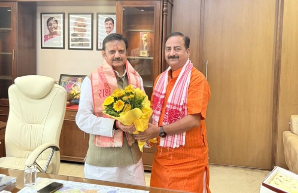 उप मुख्यमंत्री राजेन्द्र शुक्ल से मिले एमपीएससीएससी के उपाध्यक्ष संजीव कांकर